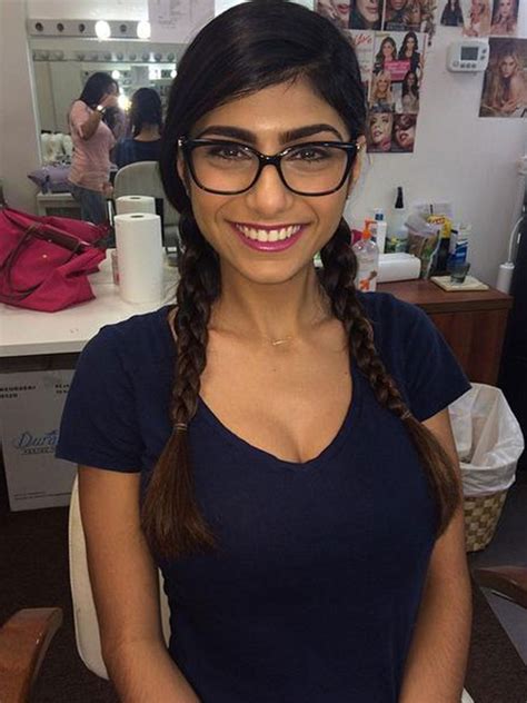 mia khalifa xxx fotos|Mia Khalifa Porn Star Photos